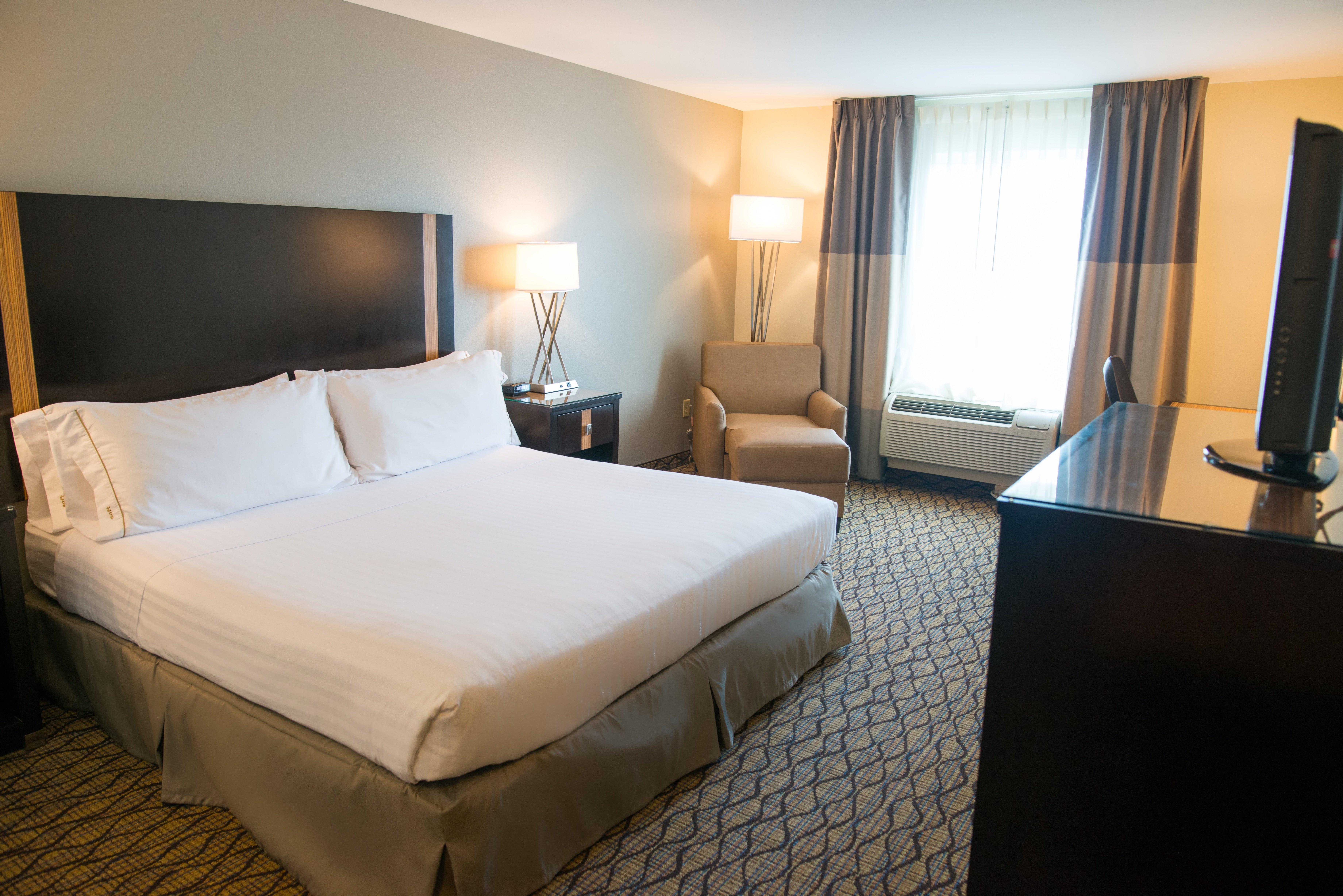 Express & By Ihg Hotel