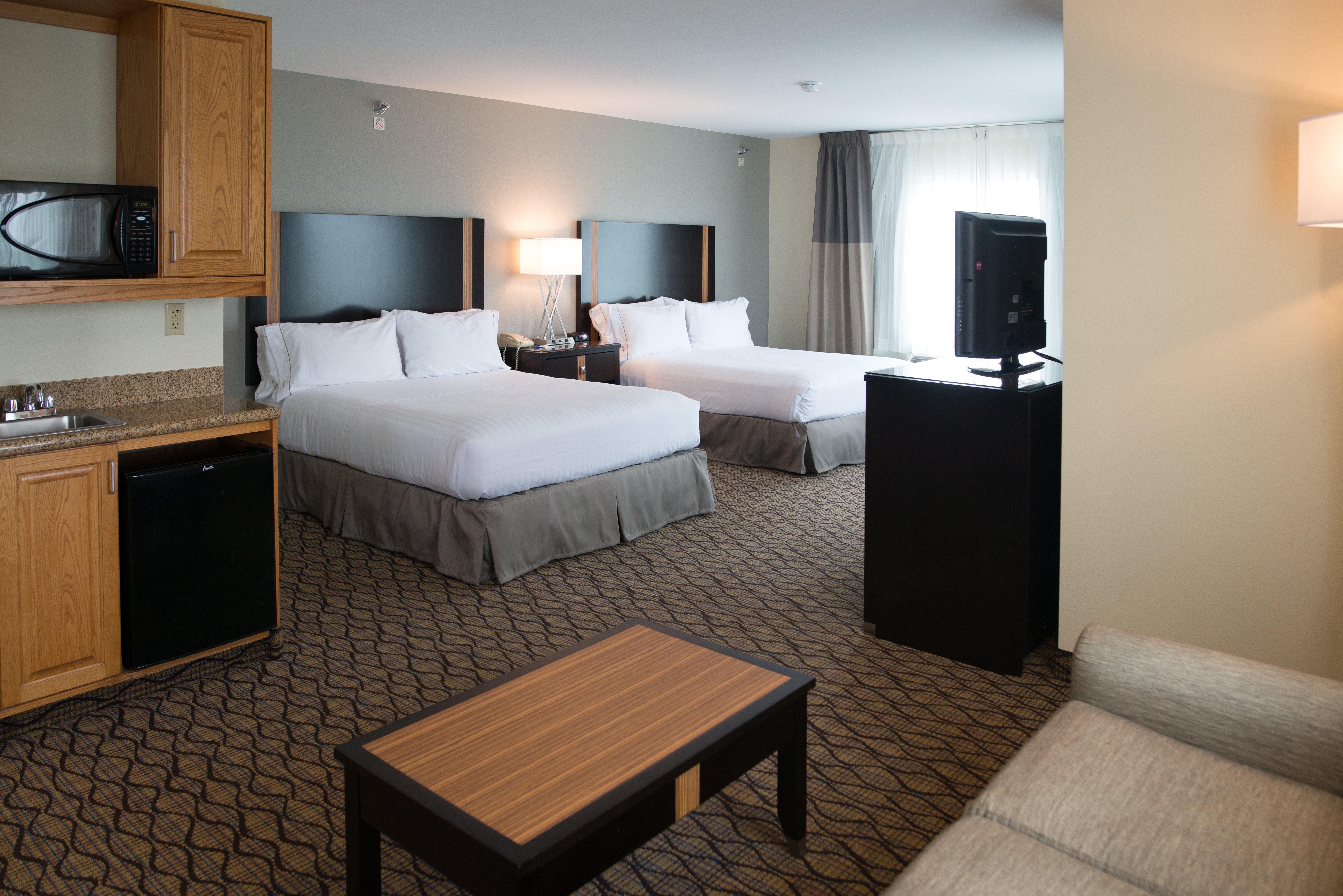Express & By Ihg Chanhassen