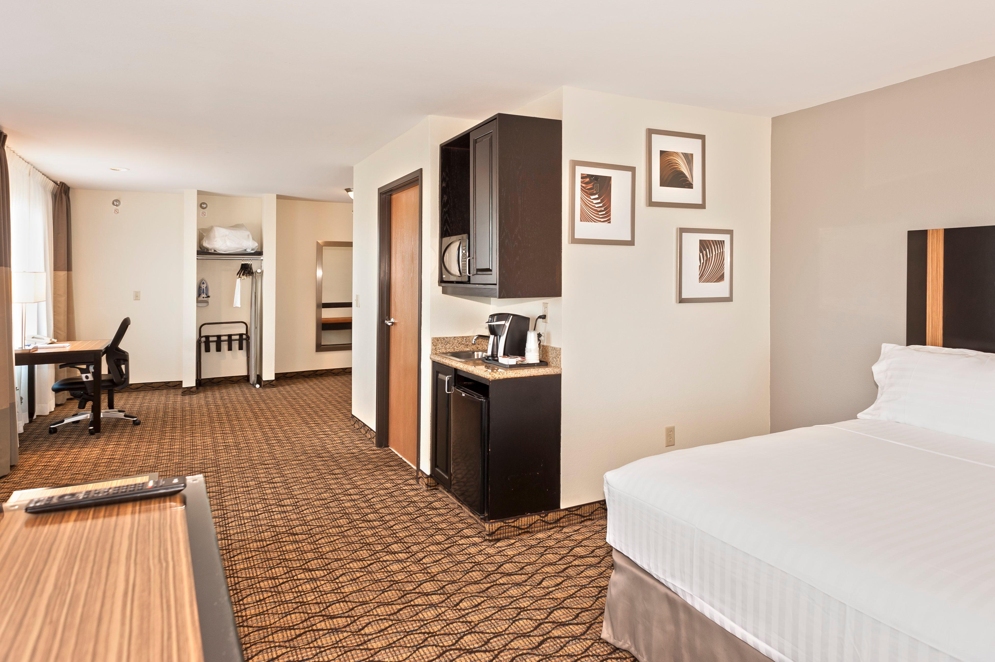 Hotel Express & By Ihg Chanhassen