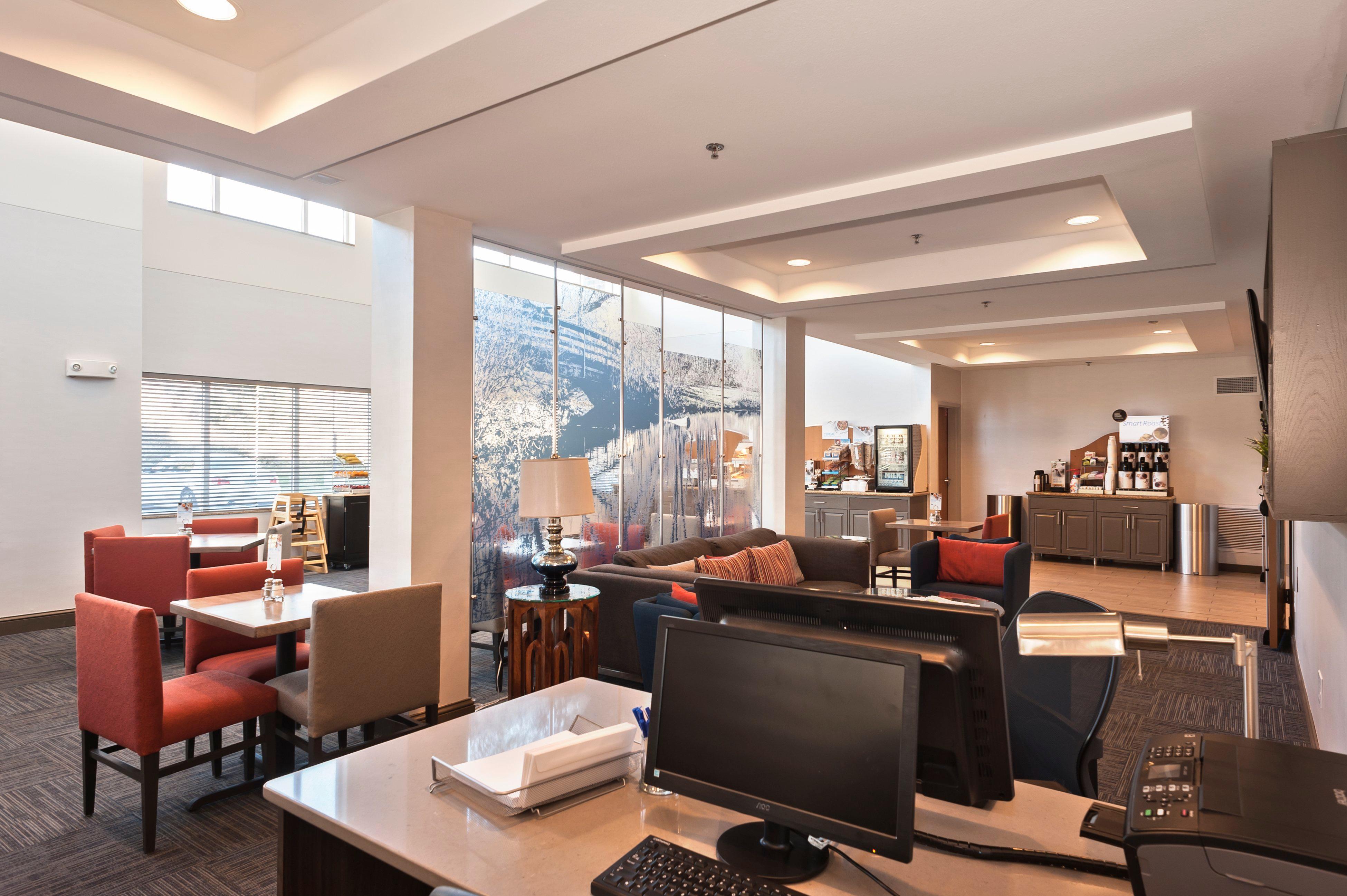 Hotel Express & By Ihg 2*